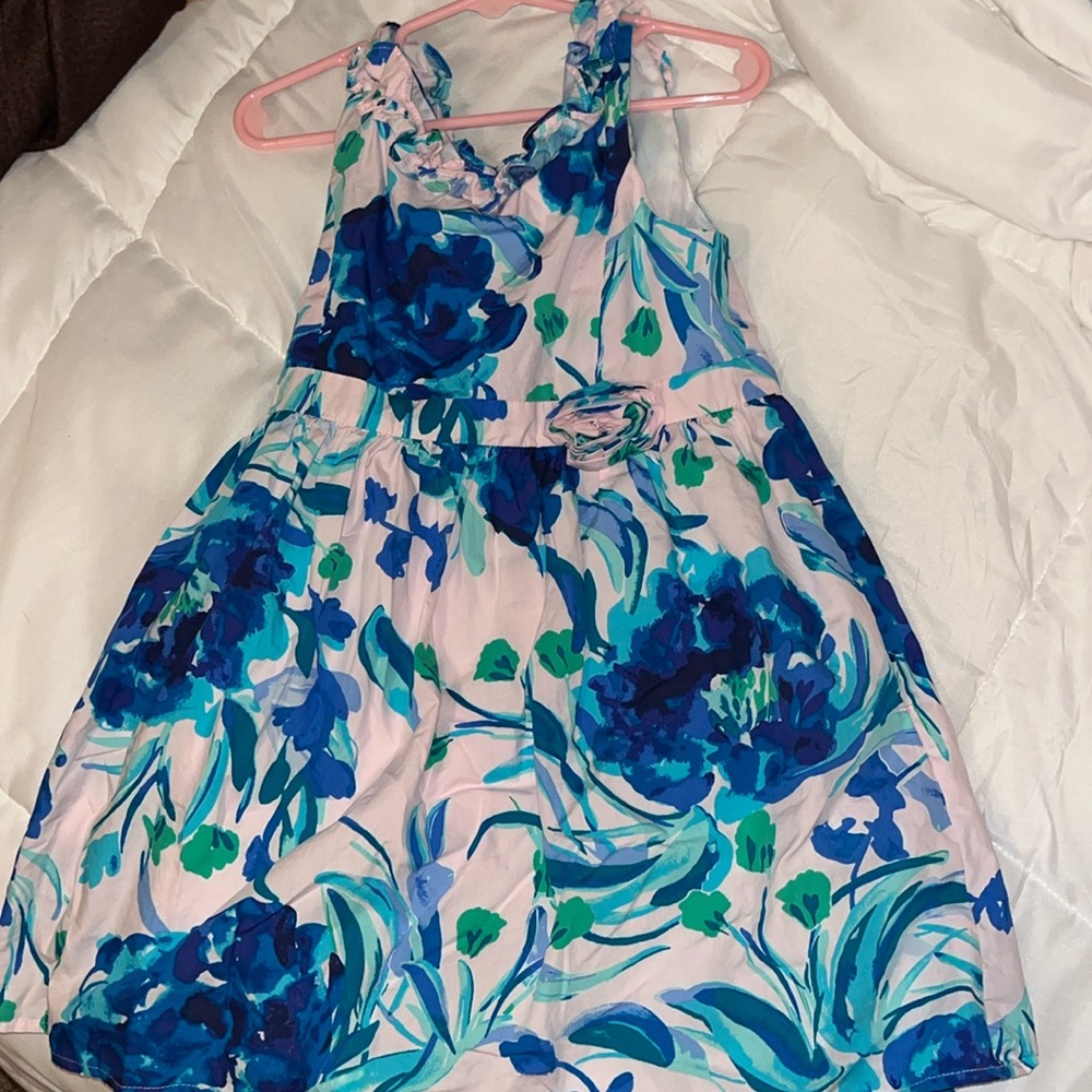 Lilly dress with ruffles
